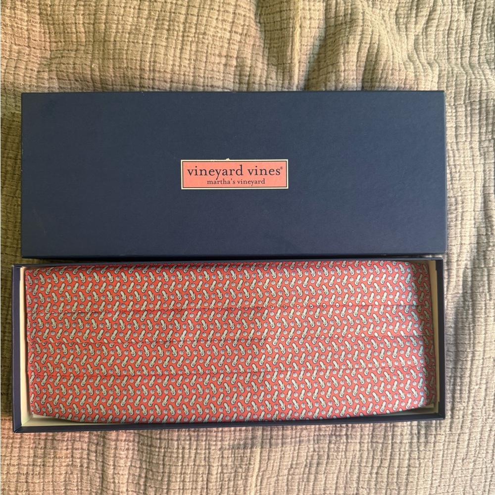 Vineyard Vines Cummerbund and Bow Tie